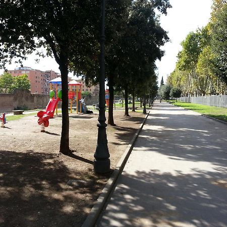 Domus Sessoriana Bed & Breakfast Rome Bagian luar foto
