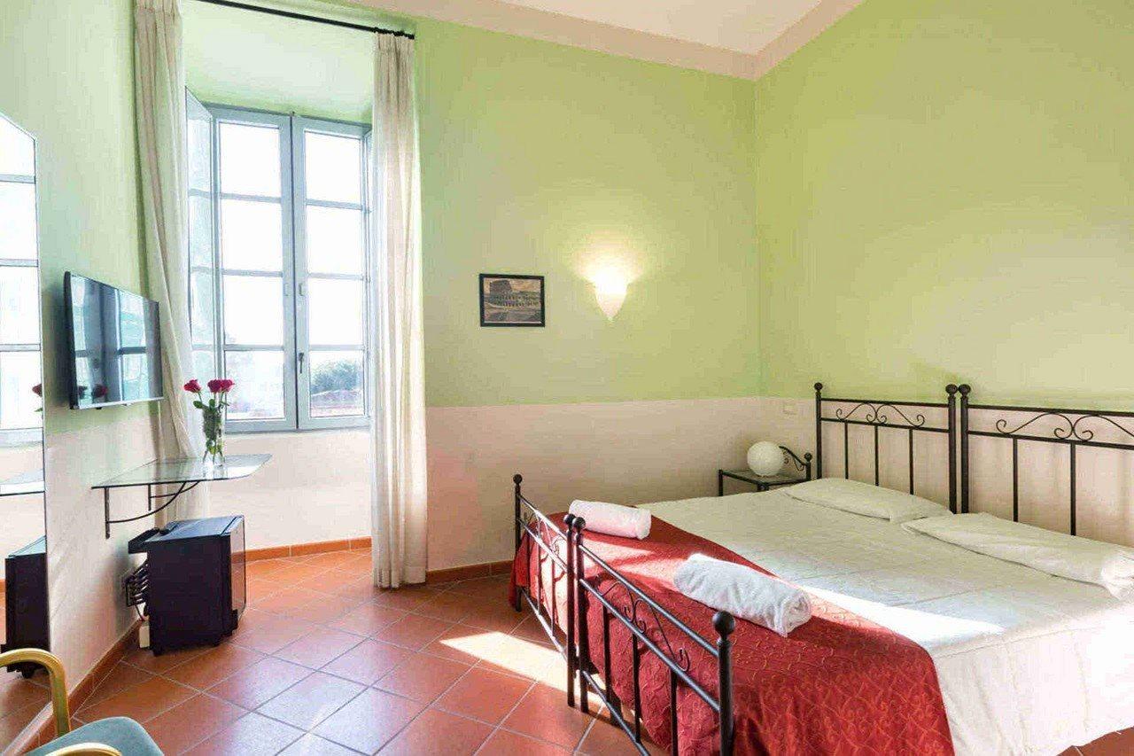 Domus Sessoriana Bed & Breakfast Rome Bagian luar foto