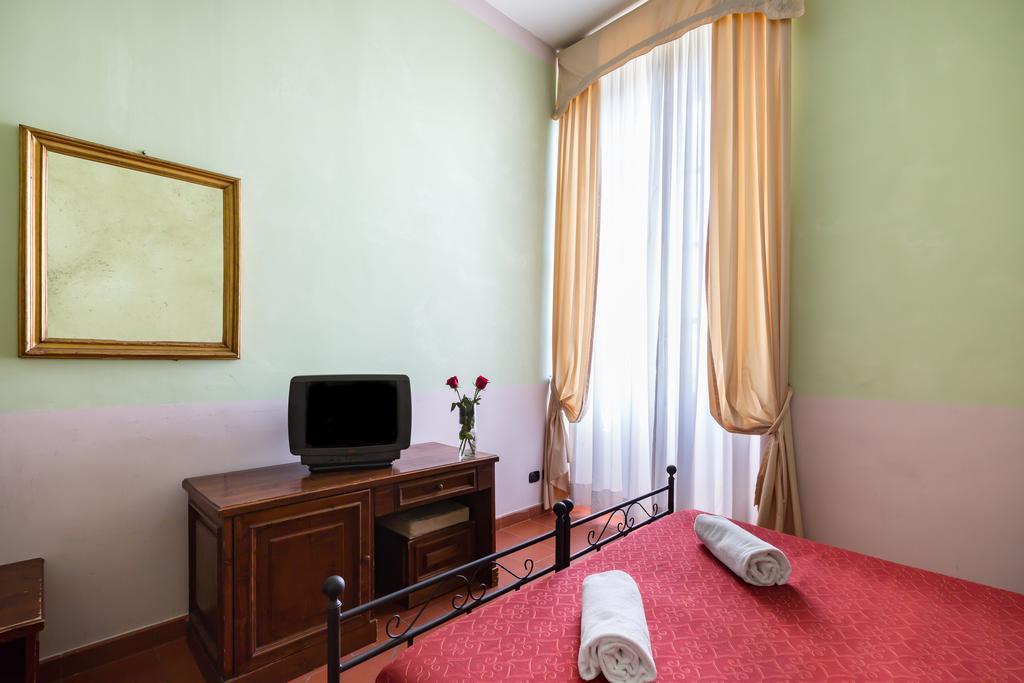 Domus Sessoriana Bed & Breakfast Rome Bagian luar foto