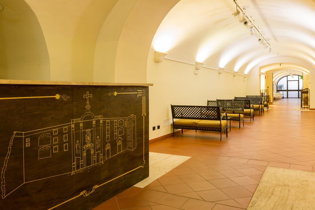 Domus Sessoriana Bed & Breakfast Rome Bagian luar foto