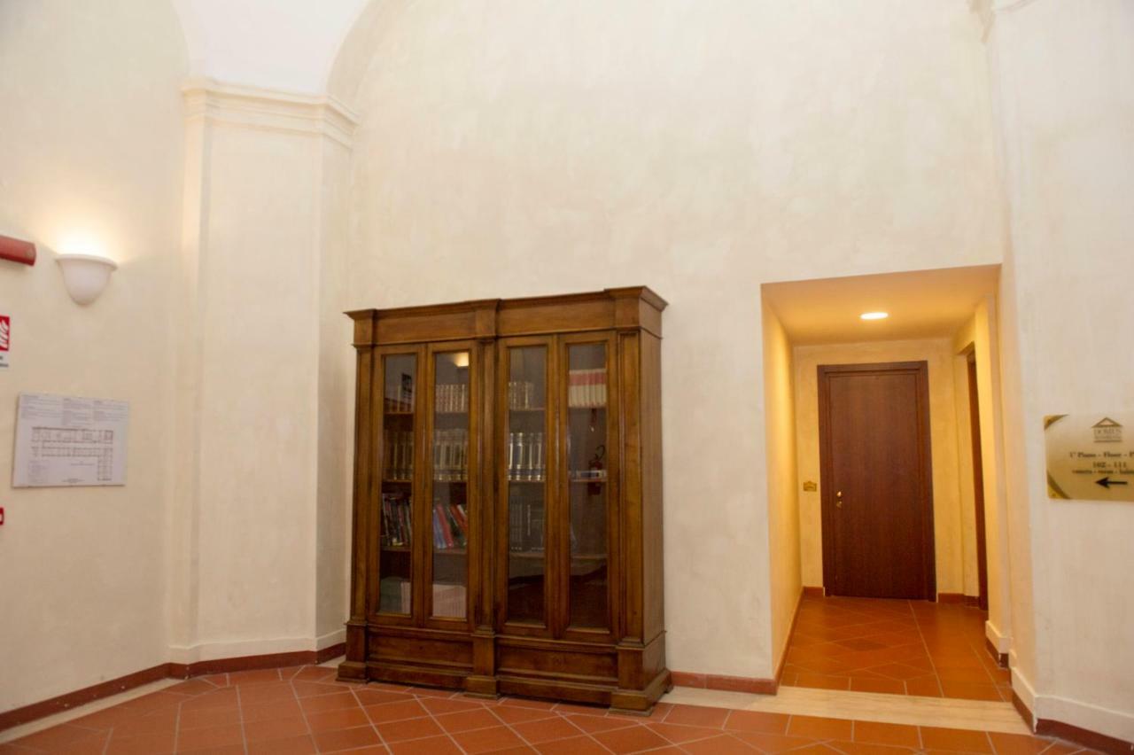 Domus Sessoriana Bed & Breakfast Rome Bagian luar foto