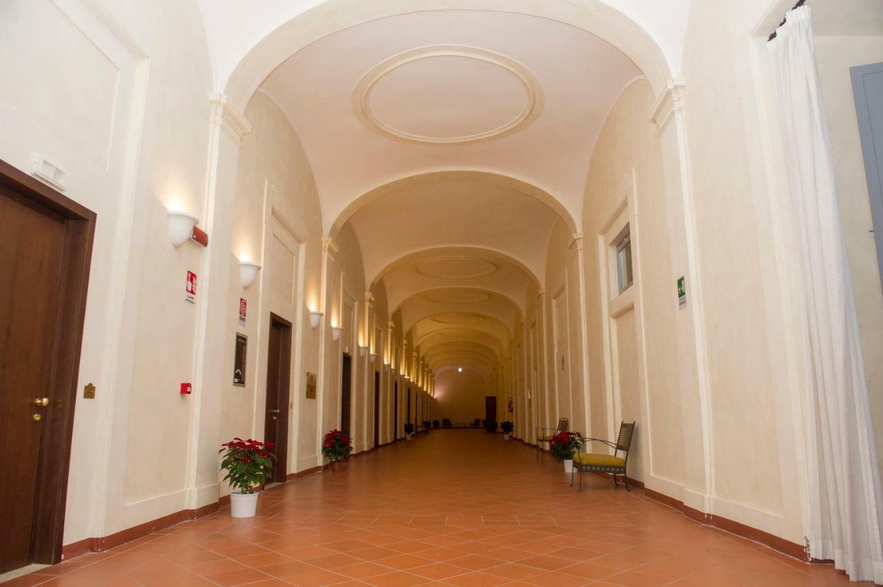 Domus Sessoriana Bed & Breakfast Rome Bagian luar foto