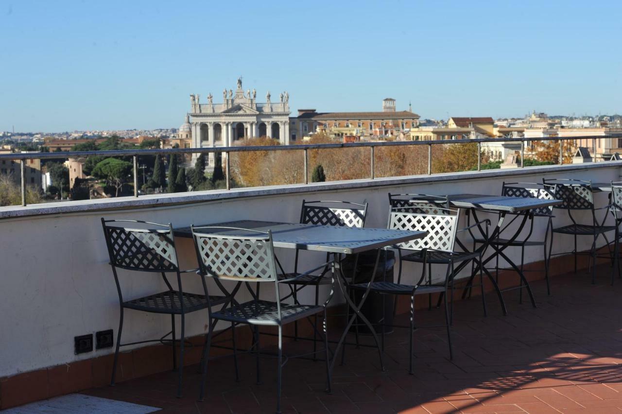 Domus Sessoriana Bed & Breakfast Rome Bagian luar foto